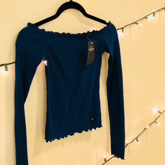 Ribbed Off the Shoulder Lettuce-Edge Top - Picture 2 of 4